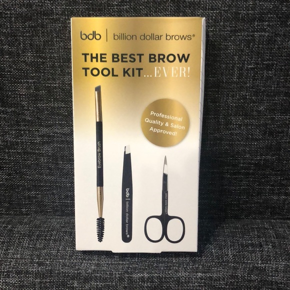 New in Box Billon Dollar Brow Kit - Picture 2 of 8